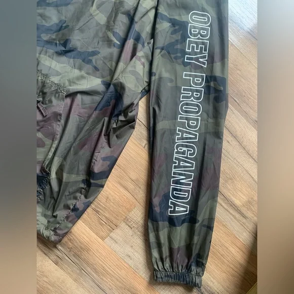 Obey  Propaganda Nylon Hooded Pullover Jacket ASOS - Picture 12 of 16